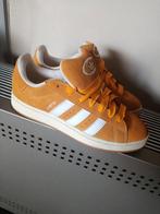 Adidas maatje 46 mag weg voor €30 contactpersoon David, Kleding | Heren, Schoenen, Ophalen of Verzenden, Zo goed als nieuw