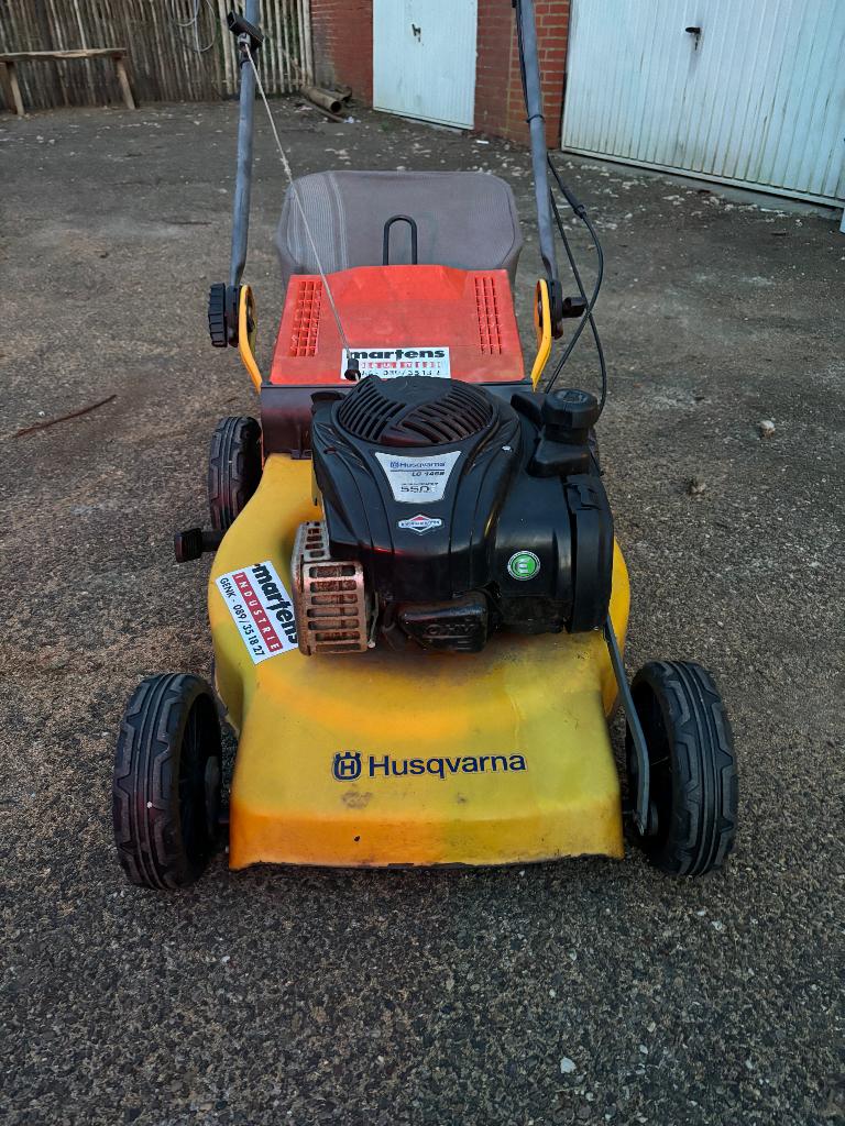 Grasmaaier benzine husqvarna, Tuin en Terras, Grasmaaiers, Ophalen, Cirkelmaaier, Gebruikt, Husqvarna