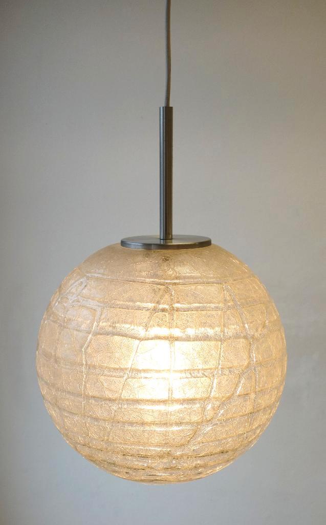 Doria Leuchten ijsglas Globe vintage hanglamp XXL, Maison & Meubles, Lampes | Lustres, Utilisé, Verre, Métal, Enlèvement ou Envoi