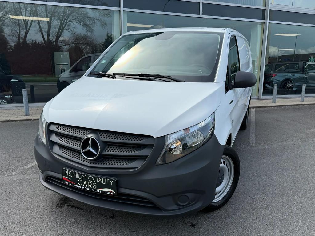 Mercedes-Benz Vito ZETELVERWARMING / CAMERA / 3ZIT / SOH 94%, Automaat, 4 deurs, Stof, Gebruikt