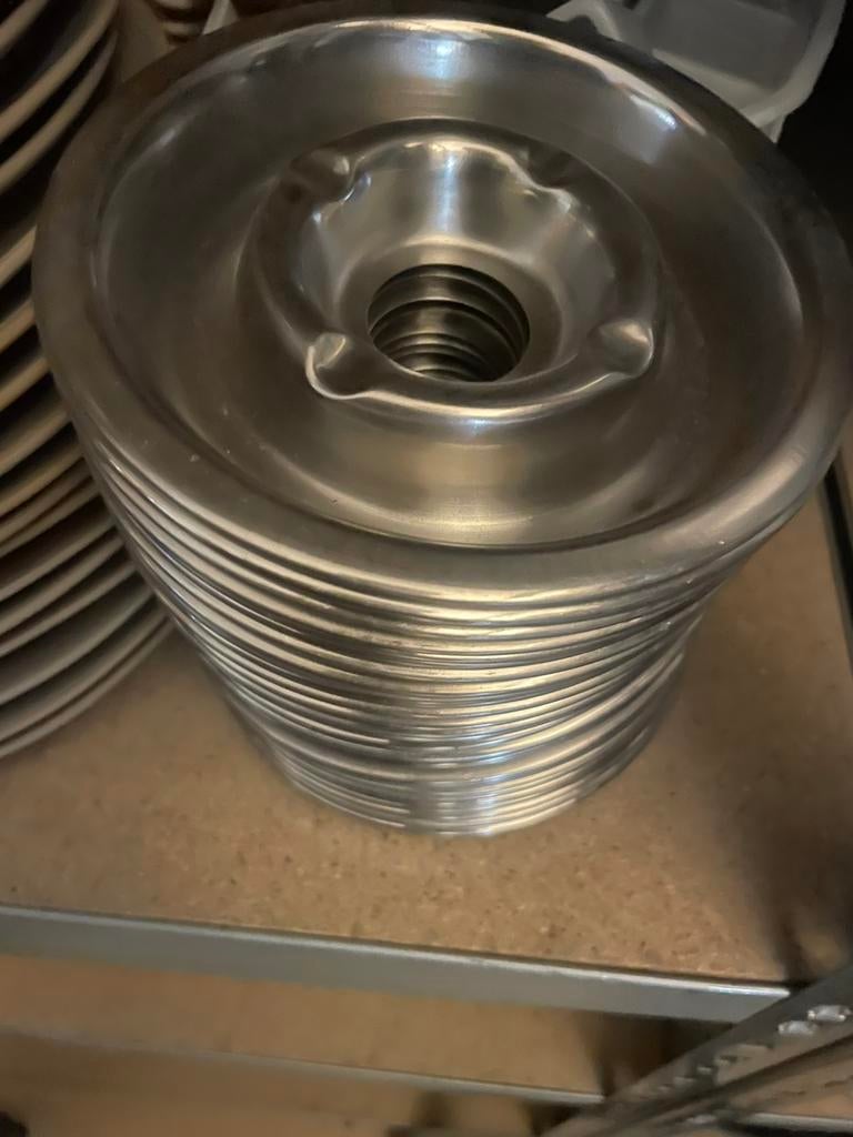 Asbakken, Ophalen, Zo goed als nieuw