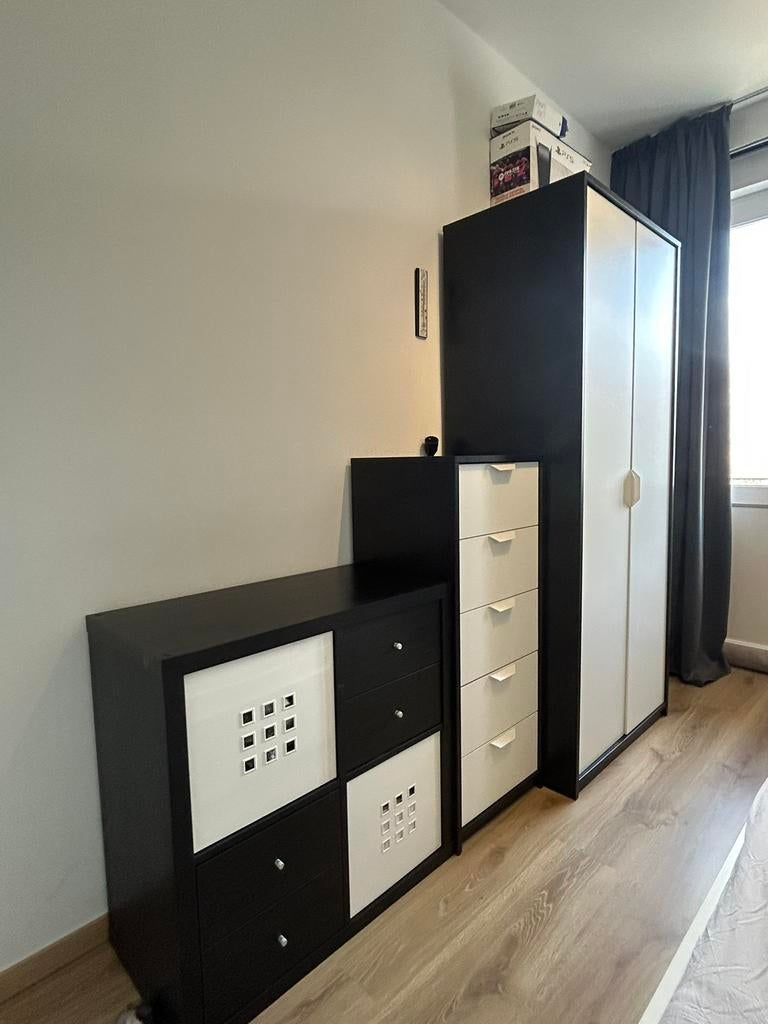 Ensemble de meubles noir-blanc IKEA, Enlèvement, Comme neuf