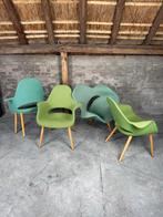 4 Vitra Organic design stoelen door Eero Saarinen, Enlèvement ou Envoi, Autres couleurs, Comme neuf, Tissus