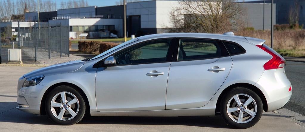 Volvo V40 D2 an2012.175mkm gps clima Cruise 4400€, Auto's, Volvo, Euro 5, 1600 cc, 5 deurs, Particulier