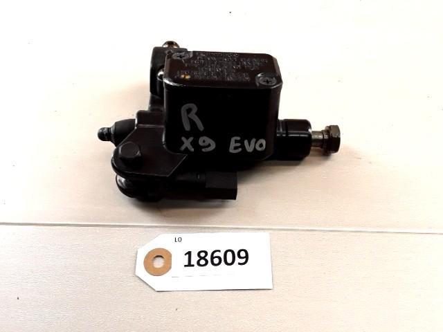 X9 500 Evolution 2005 - 2013 Piaggio Rempomp D1-35071, Motos, Pièces | Autre