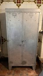 Une très belle armoire de vestiaire en aluminium années 1970, Maison & Meubles, Armoires | Casiers, Enlèvement, Utilisé