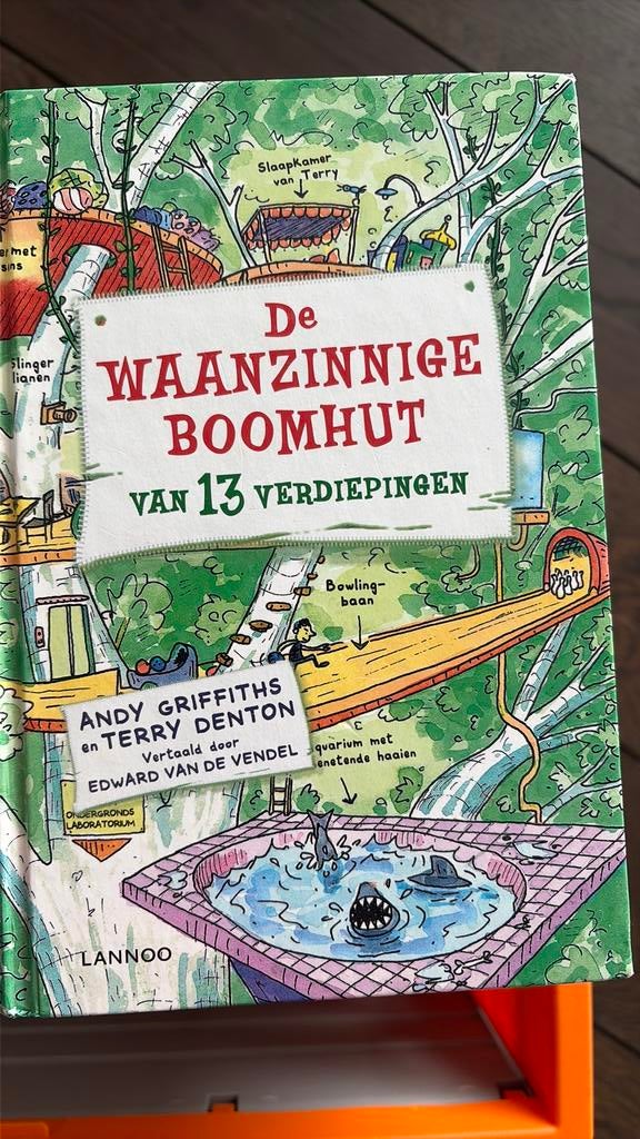 Waanzinnige boomhut 1-13, Ophalen, Zo goed als nieuw