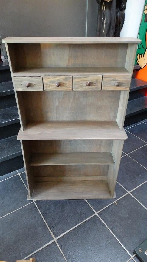 oud kindermeubel "achtertoogje".met 4 schuifjes, Ophalen