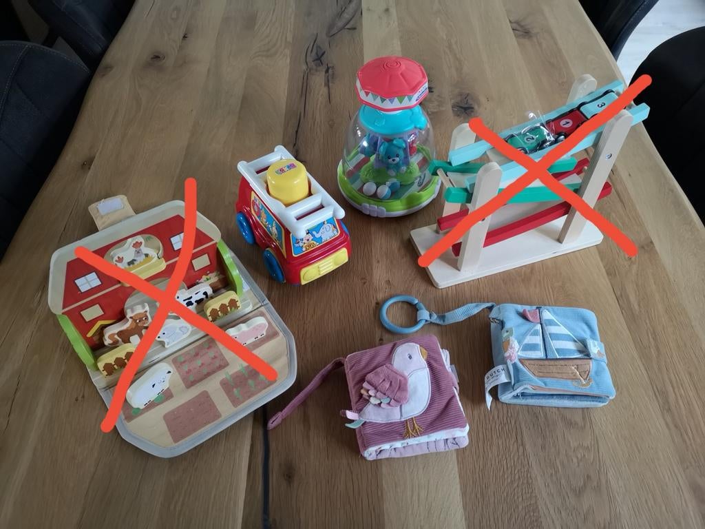 Baby speelgoed, Ophalen