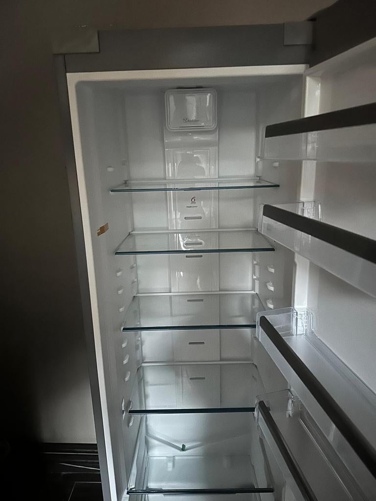 Frigo marque whirlpool, Enlèvement ou Envoi, Comme neuf