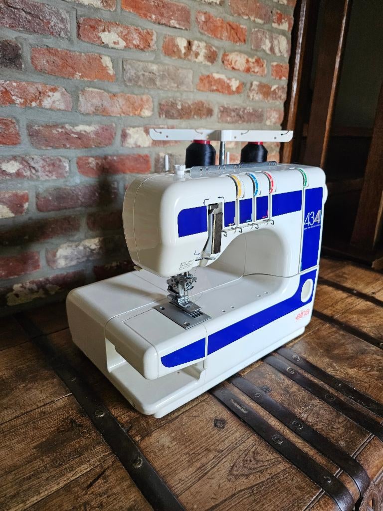 Couvre-couvercle Elna 434, Hobby & Loisirs créatifs, Machines à coudre & Accessoires, Comme neuf, Surjeteuse, Autres marques, Enlèvement