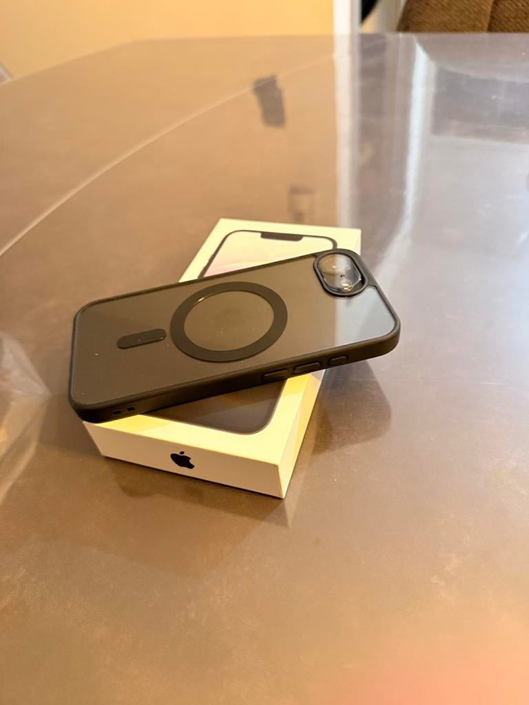 Iphone 16e comme neuf, Enlèvement, Comme neuf