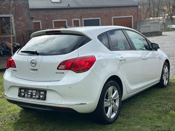 Opel Astra 1.7Cdti Euro5 GPS camera 1e eigenaar, Auto's, Opel, Particulier, Astra, ABS, Adaptieve lichten, Airbags, Airconditioning