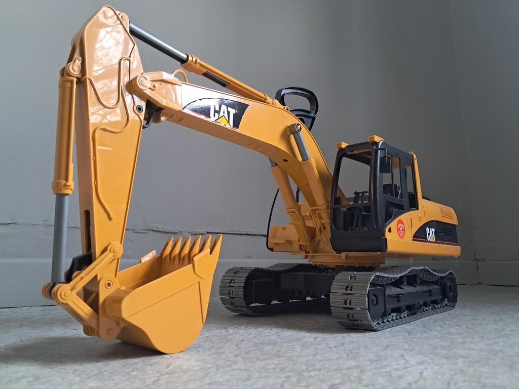 Bruder CAT kraan, Ophalen, Zo goed als nieuw