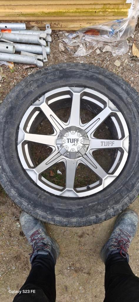 Dodge ram velgen+banden, Autos : Pièces & Accessoires, Pneus & Jantes, Enlèvement, Pneu(s)