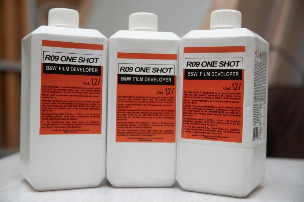 R09 One shot developer 3 x 1,2 liter, Ophalen of Verzenden, Zo goed als nieuw, Doka-onderdelen