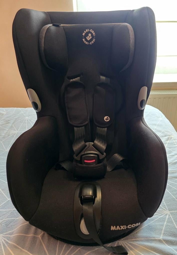 Maxi-Cosi Axiss Autostoeltje - 90 draaibaar zwart, Kinderen en Baby's, Autostoeltjes, Ophalen, Zo goed als nieuw, 9 t/m 18 kg