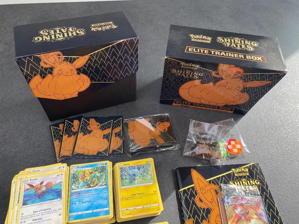 Pokémon Shining Fates etb lot, Ophalen of Verzenden, Zo goed als nieuw