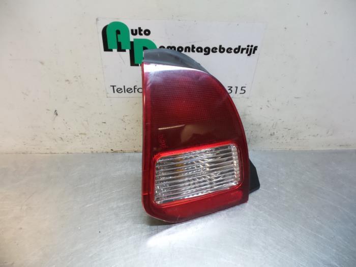 Feu arrière gauche d'un Mitsubishi Colt (Colt 96-), Autos : Pièces & Accessoires, Éclairage, Mitsubishi, Utilisé, 3 mois de garantie