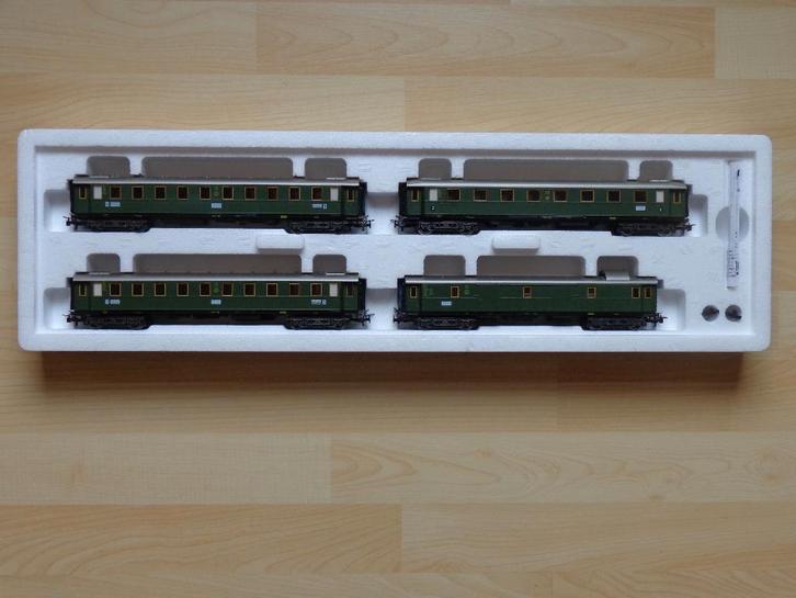 Marklin ho 42751 DRG Coffret de 4 Voitures., Hobby en Vrije tijd, Modeltreinen | H0, Zo goed als nieuw, Wagon, Märklin, Ophalen of Verzenden