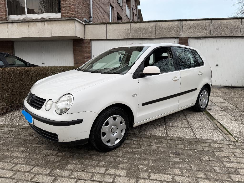 vw polo 1.2 benzine 5 deuren lez ok 2030 laag km airco, Auto's, Testrit aan huis, Wit, Bedrijf, Euro 4