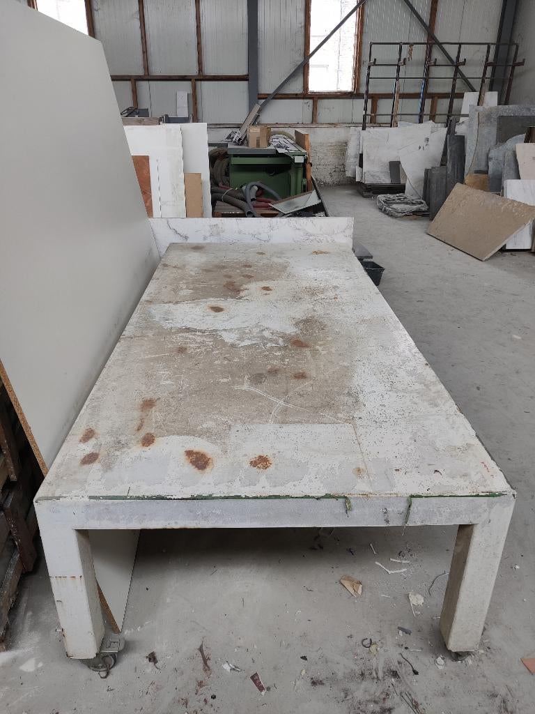 Table de travail en fer, robuste, 280*130*75, Enlèvement, Utilisé, 170 cm ou plus