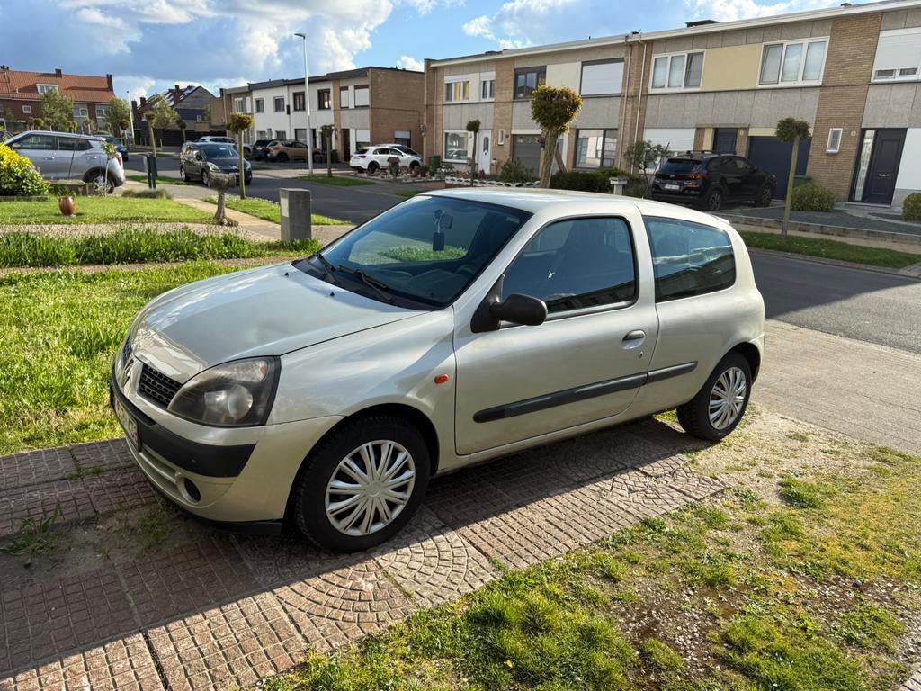 Renault Clio/ Recent gekeurd en zeer proper gebruikt, Auto's, Stof, Zwart, Overige kleuren, Particulier