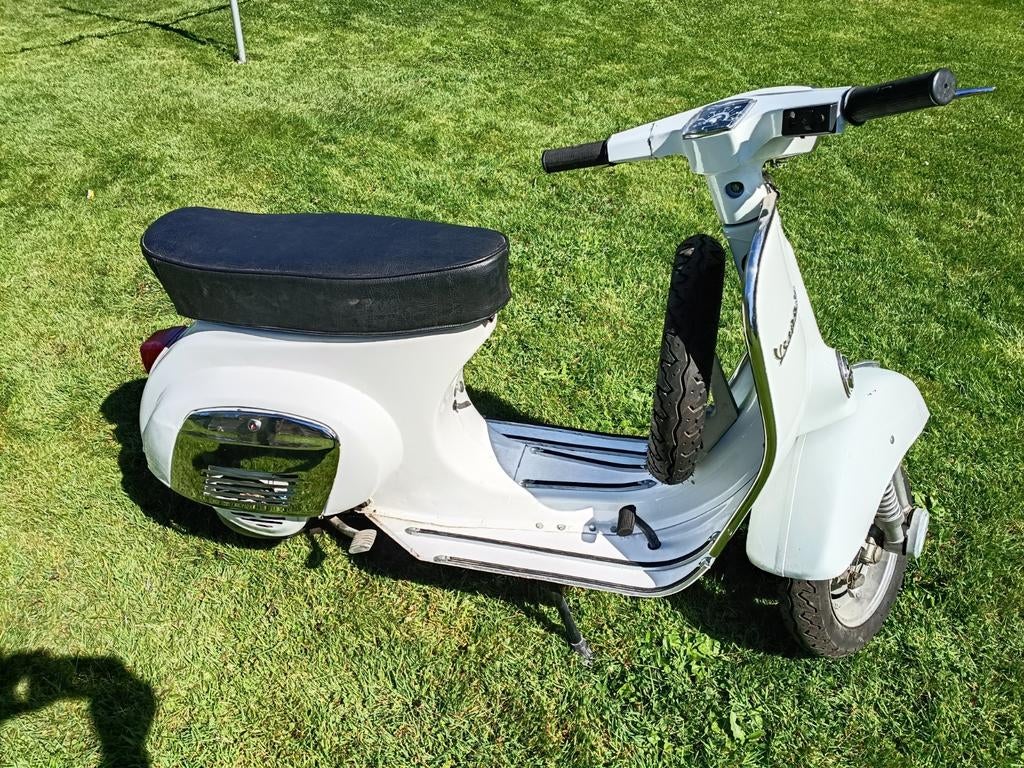 Vespa 50r, Fietsen en Brommers, Snorfietsen en Snorscooters, Ophalen, Vespa