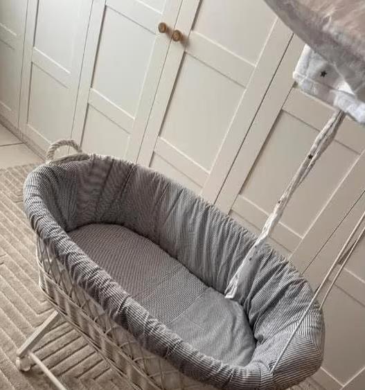 Landeau wieg babybed in nieuwstaat, Huis en Inrichting, Ophalen of Verzenden, Zo goed als nieuw