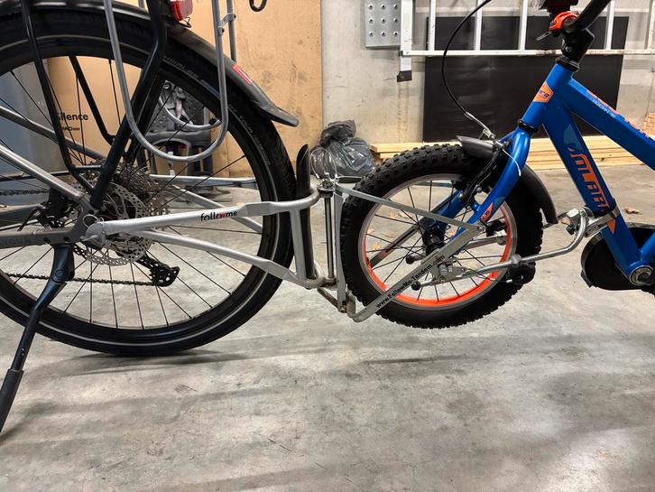 Follow Me Tandem + verschillende adapters, Fietsen en Brommers, Fietsaccessoires | Aanhangwagens en Karren, Gebruikt, Aanhangfiets