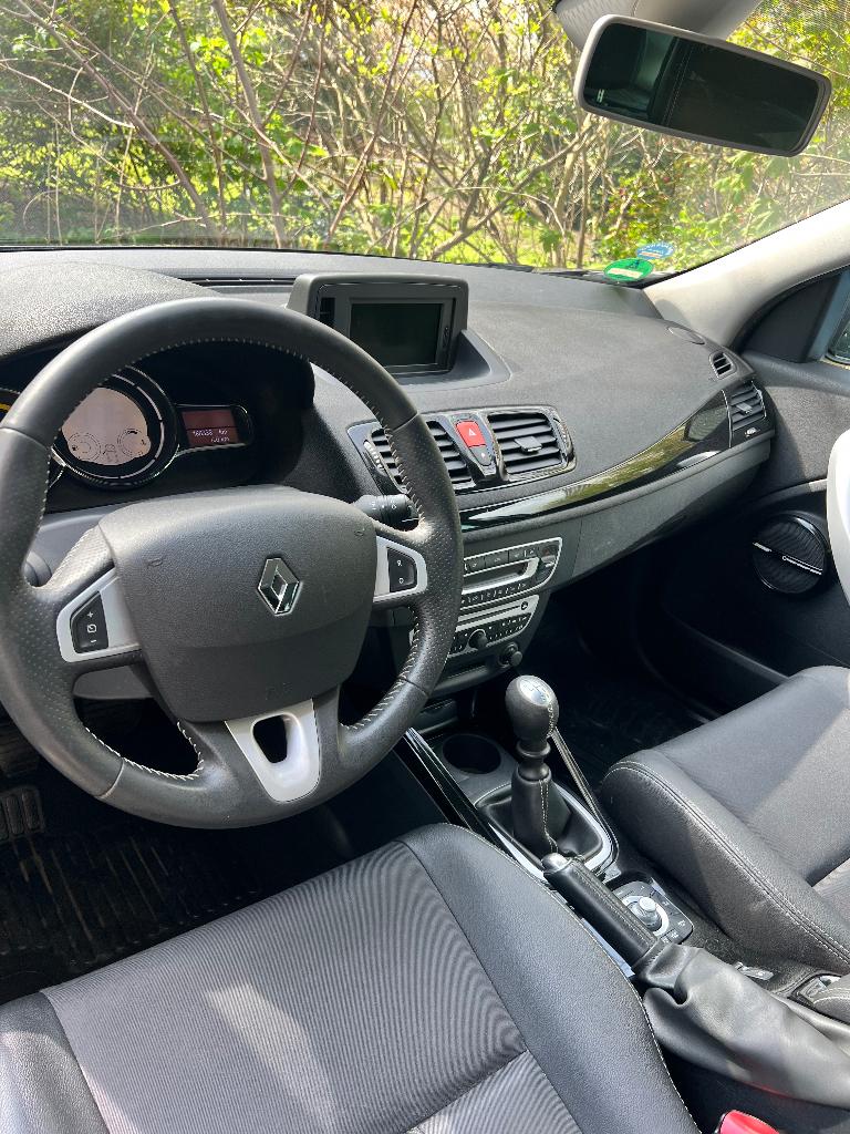 Renault Mégane E-Tech, Autos, Euro 5, Achat, Boîte manuelle, Noir