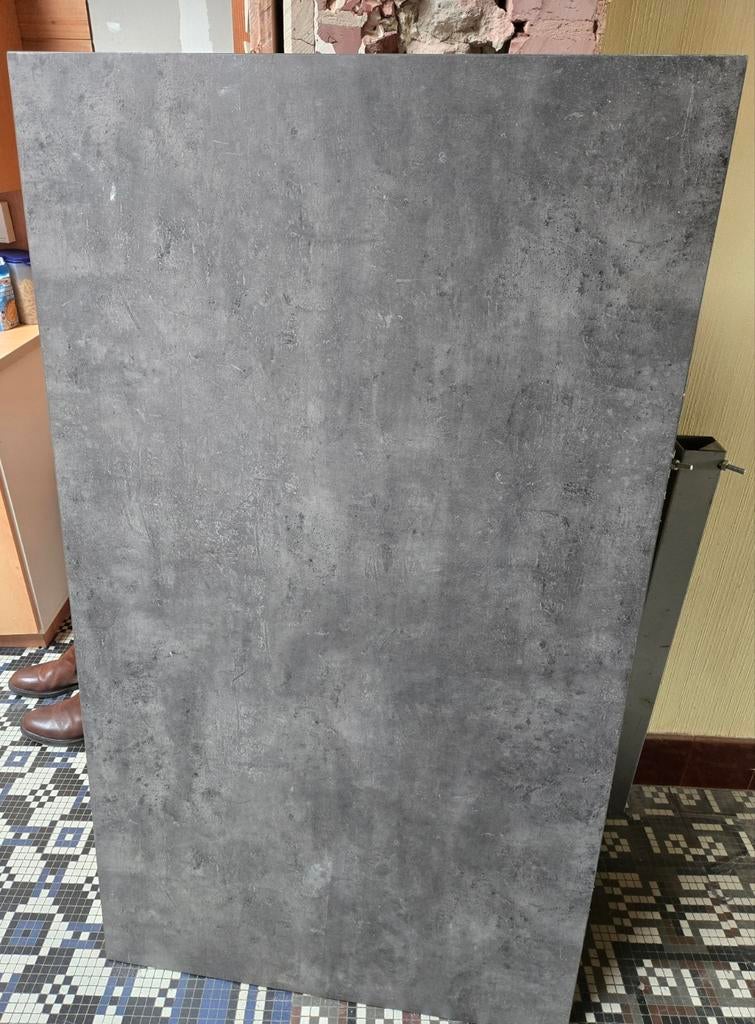 Table haute grise, Maison & Meubles, Enlèvement