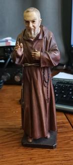 Beeldje van "Padre Pio", 18cm hoog., Ophalen of Verzenden, Zo goed als nieuw, Religie