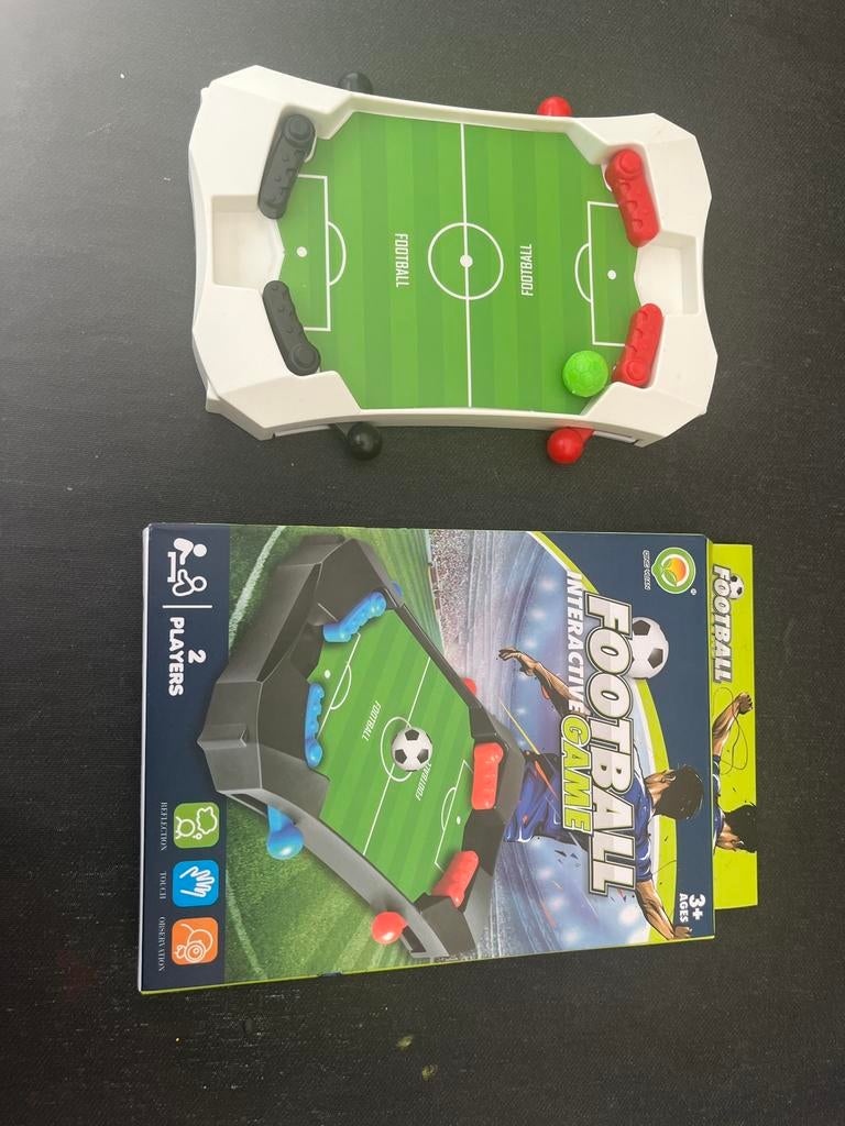 Reisspelletje mini voetbal, Hobby en Vrije tijd, Gezelschapsspellen | Overige, Ophalen of Verzenden, Zo goed als nieuw