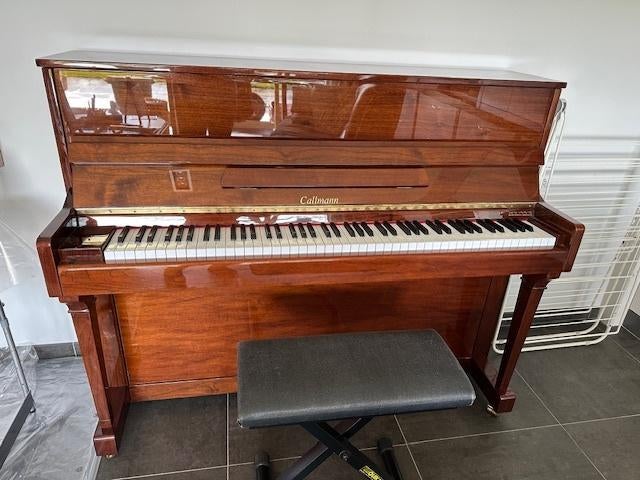 Piano Callmann, Musique & Instruments, Pianos, Brillant, Comme neuf, Brun, Enlèvement