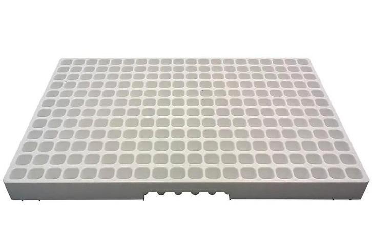 Spid trays 240 hoge cellen wit, Tuin en Terras, Bloembakken en Plantenbakken, Gebruikt, Kunststof, Binnen, Balkon, Tuin, Minder dan 30 cm