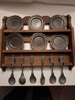 Tinnen lepels + boedjes  op houten bord, Antiek en Kunst, Ophalen of Verzenden