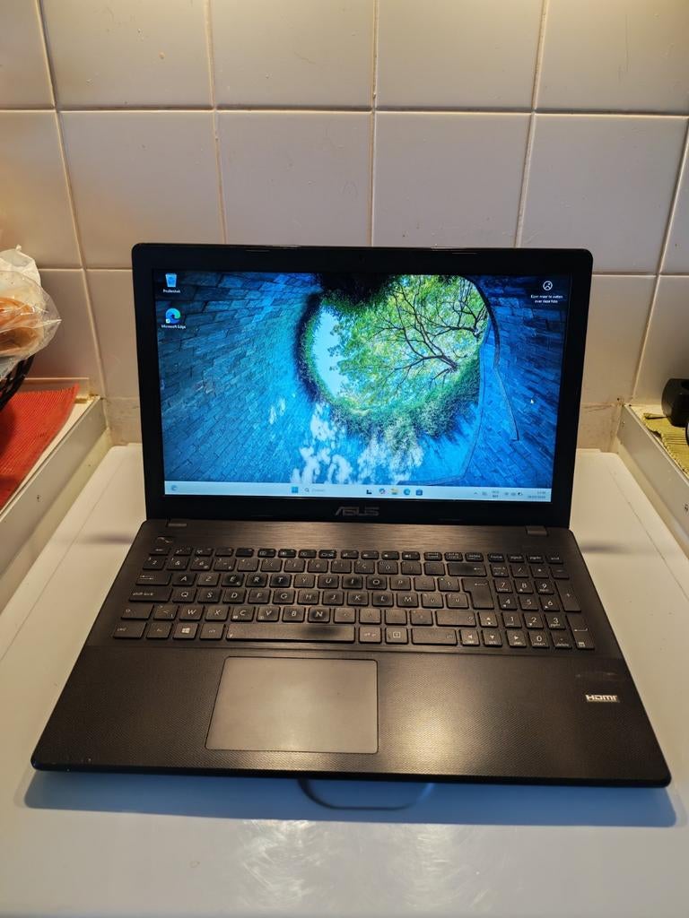 Te koop: ASUS X551C laptop – Betrouwbaar en gebruiksklaar, Gebruikt, Met videokaart, 15 inch, Intel core i3 -3217u