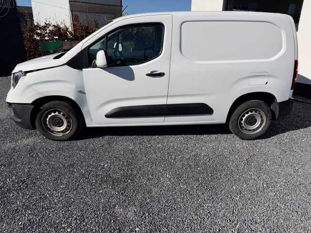 Opel Combo - 2020 - VOITURE ENDOMMAGÉE, Autos, Opel, Autres modèles, Achat, Entreprise, Boîte manuelle