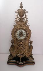 Prachtige antieke tafelklok in verguld messing, Enlèvement