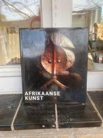 Afrikaanse kunst, Boeken, Catalogussen en Folders, Ophalen of Verzenden, Zo goed als nieuw