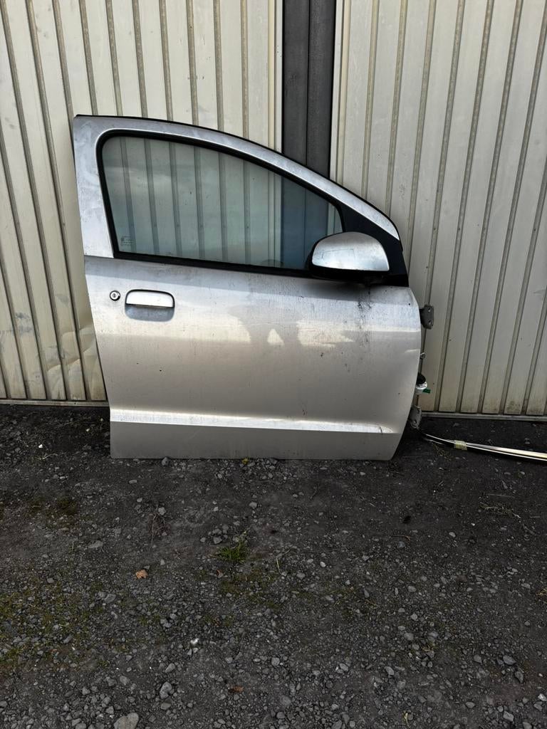 Portière gauche pour Nissan Pixo 2010 argentée, Enlèvement, Utilisé, Porte, Avant