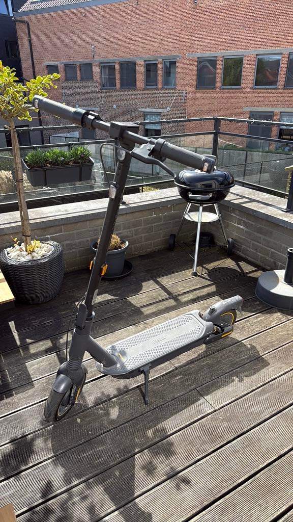 Segway Ninebot Kickscooter Max G2, Ophalen, Zo goed als nieuw, Elektrische step (E-scooter)