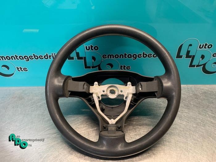 Volant d'un Peugeot 107 (107 05-), Autos : Pièces & Accessoires, Commande, Peugeot, Utilisé, 3 mois de garantie, Enlèvement ou Envoi