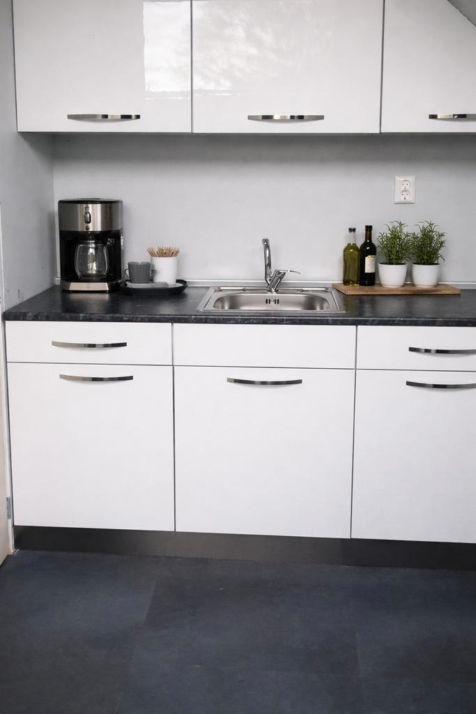 UNITÉS DE CUISINE, Maison & Meubles, Cuisine | Cuisines complètes, Blanc, Enlèvement