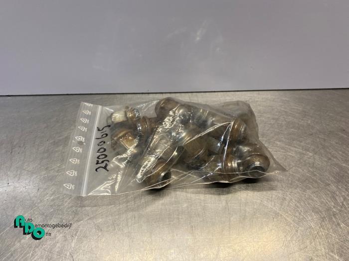 Écrou de roue d'un Kia Picanto (Picanto 11-), Autos : Pièces & Accessoires, Freins & Transmission, Kia, Utilisé, 3 mois de garantie