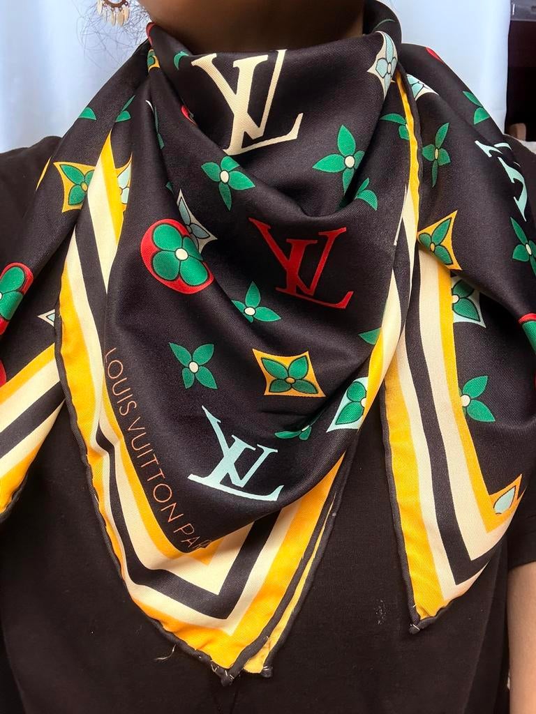 Luxe sjaal, Kleding | Dames, Mutsen, Sjaals en Handschoenen, Ophalen of Verzenden