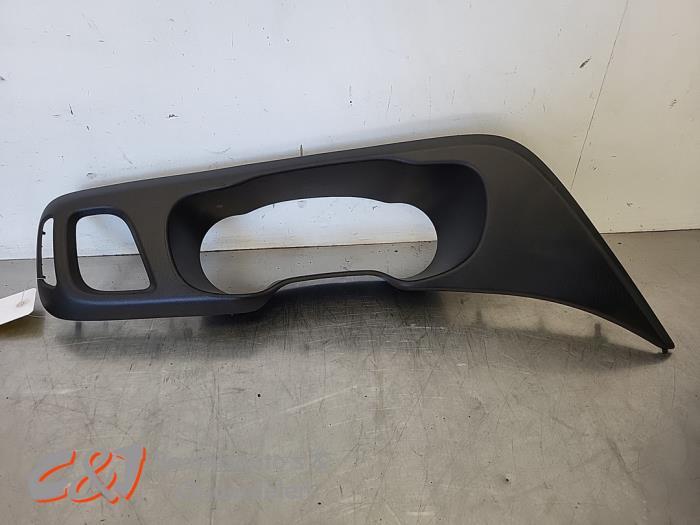 Dashboard deel van een Iveco New Daily, Gebruikt, -, Overige automerken, -