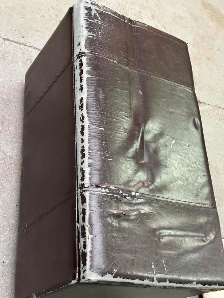 Kussenbox zoekt nieuwe outfit, Huis en Inrichting, Woonaccessoires | Kisten, Gebruikt, Minder dan 50 cm, 50 tot 100 cm, Ophalen