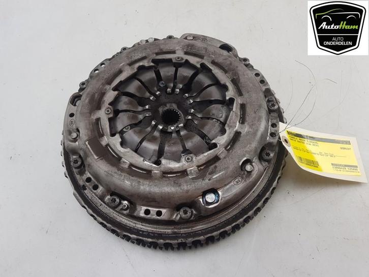 VOLANT MOTEUR BI-MASSE Dacia Duster (HS) (01-2009/01-2018), Autos : Pièces & Accessoires, Moteurs & Accessoires, Dacia, Utilisé